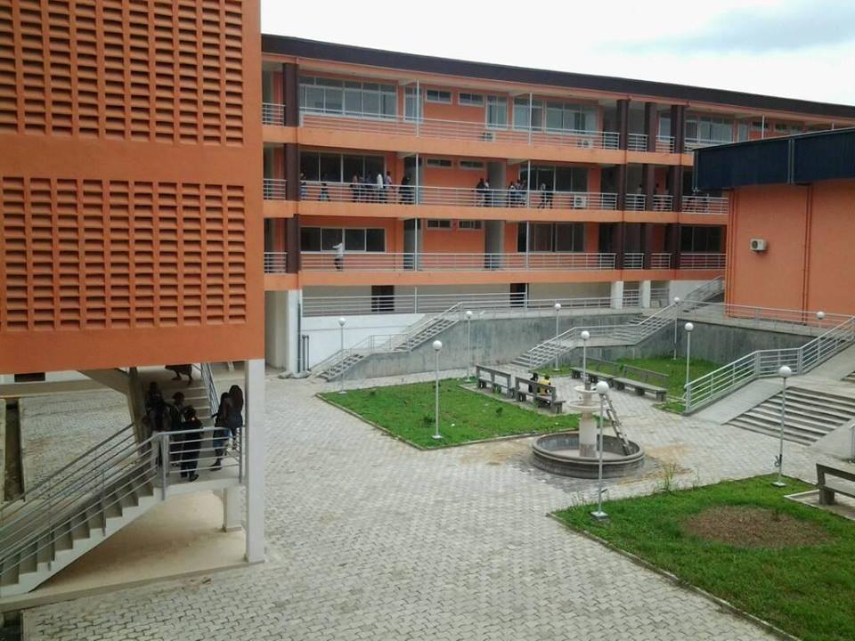 Bagarres, insultes, échanges virulentes de mots, que s’est-il passé à la Faculté de médecine de l’Université de Douala au Cameroun ?