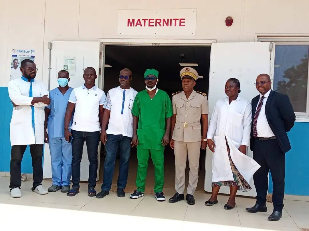 Côte d'Ivoire :   Régimes de plantain, coq, chèvres et moutons pour remercier le médecin de la première césarienne du département de Kouassi-Kouassikro