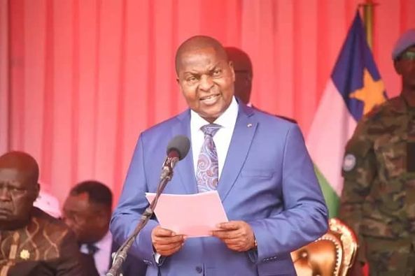 RCA/ Le professeur Faustin Archange TOUADERA, Président de la République, a procédé officiellement au lancement de la campagne de vaccination contre le paludisme 