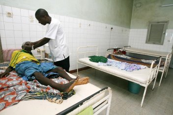 Les erreurs que font les patients à l’hôpital en Afrique : un problème de santé publique sous-estimé